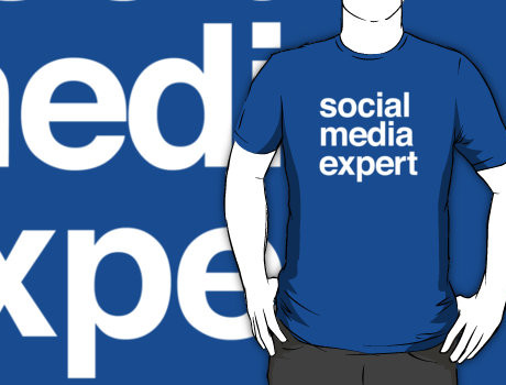 Social Media Expert T-Shirt